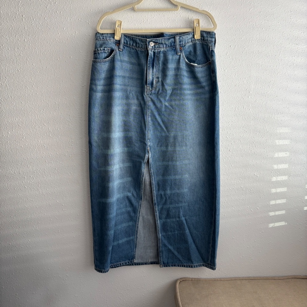 Old Navy Mid Rise Column Denim Jean Maxi Skirt With Slit - Size 12 - Picture 5 of 6